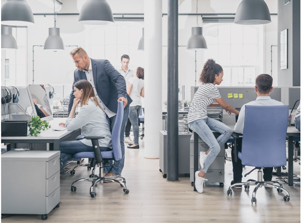 2024 Workplace Trends to Look Out For Right Now Featured Image